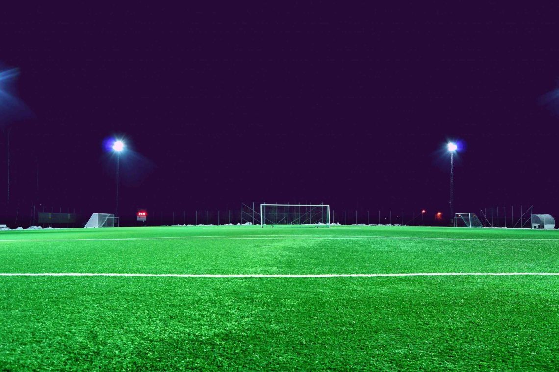 Die Evolution des modernen Fußballs: Taktiken, Technologie und Talent
